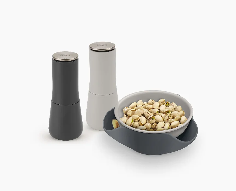 Salt, Pepper & Serving Bowl Set