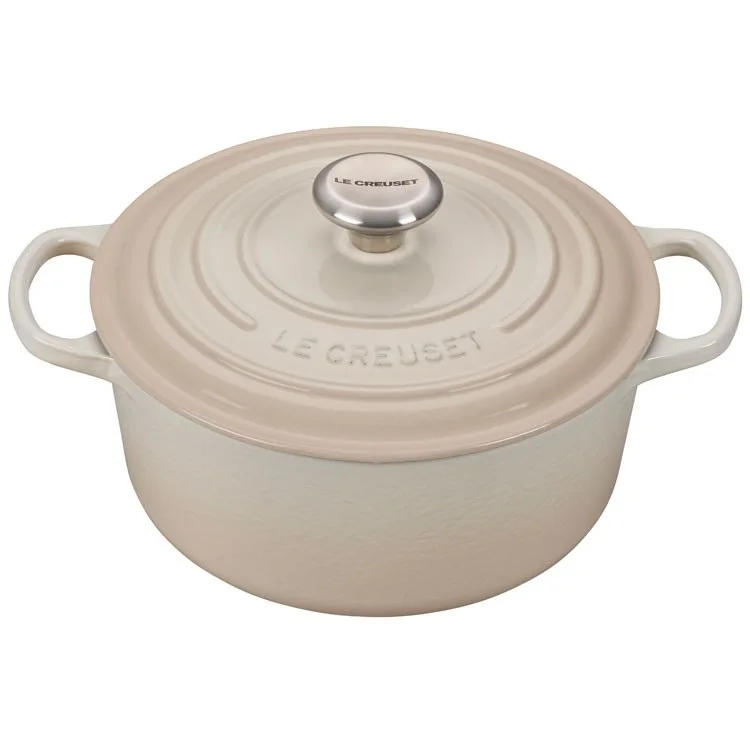 Signature 4.5-Quart Cast Iron Round Dutch Oven with Stainless Steel Knob - Meringue